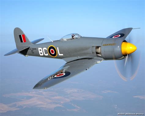 1280x1024 hawker sea fury wallpaper download wwii fighter planes vintage aircraft aircraft