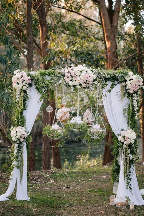 26 Ideas Originales Para Decorar Un Altar De Boda Floral Arch Wedding