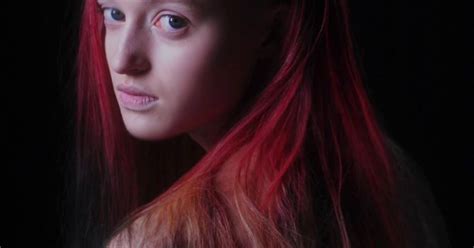 World S First Color Changing Hair Dye Adjusts To Your BEDECOR Free Coloring Picture wallpaper give a chance to color on the wall without getting in trouble! Fill the walls of your home or office with stress-relieving [bedroomdecorz.blogspot.com]