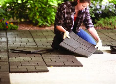 Envirotiles Recycled Rubber Tiles And Rubber Pavers For Diy Deck
