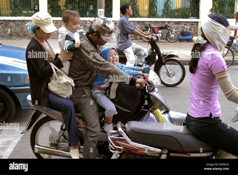 Family Motorcycle Vietnam Riding Stock Photos & Family Motorcycle ...