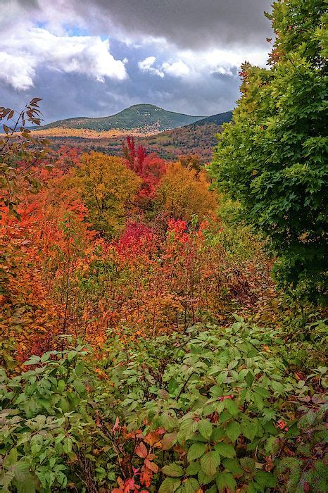Autumn Beginnings In New Hampshire By Dan Sproul Autumn Landscape