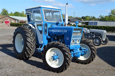 Ford County 4000 Four Diesel 4wd Tractor 1970 Model 40004 Type F4s