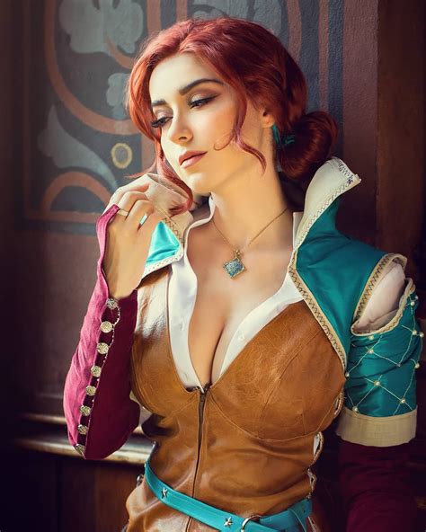 Prime Examples Of Cosplay Done Right Wow Gallery Triss Merigold Cosplay Yennefer Cosplay