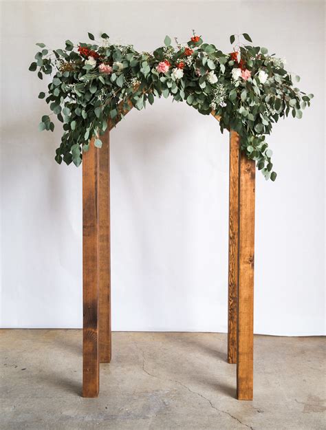 Build A Wooden Wedding Arch Rob And Dad Build A Wooden Arch To Be Used At Wedding And