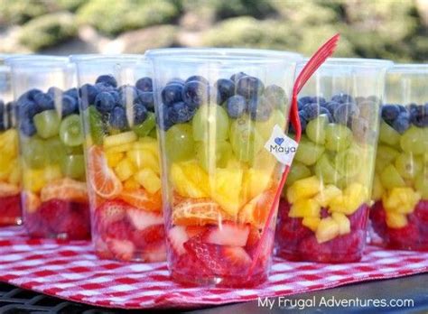 This is an article about healthy food, veggies, and fruit salad decoration. 10+ Grab and Go Summer Picnic Food Ideas - Design Dazzle