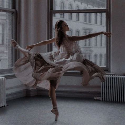 Ballet Academia Aesthetics Wiki Fandom Dancing Aesthetic Dance Photography Poses Dance