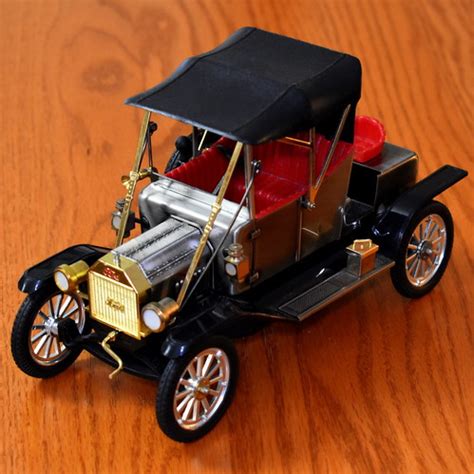 Vintage Waco Novelty Transistor Radio, 1912 Ford Model T A… | Flickr