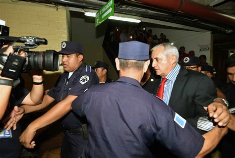 guatemala s pérez molina resigns after judge orders him to face corruption charges