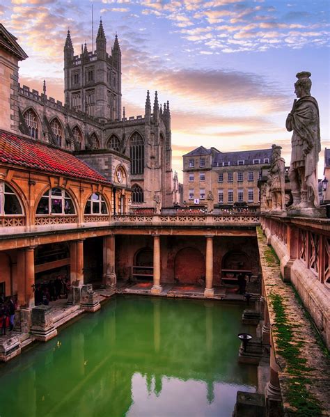 10 Of The Worlds Greatest Ruins England Travel Bath England Roman