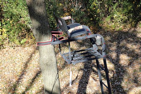 5 Best Ladder Tree Stand For Hunting 2021 Buying Guide
