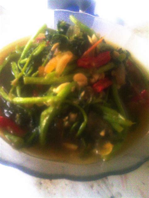 Check spelling or type a new query. Resep Cara Membuat Tumis Selada Sambal Terasi » Mudah ...