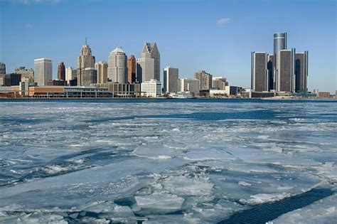 Best Detroit Winter Stock Photos Pictures And Royalty Free Images Istock