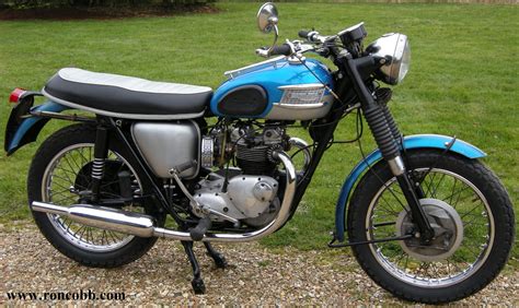 A new take on an old favorite: 1965 Triumph T100ss Classic Motorcycle for sale.