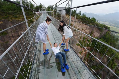 Worlds Longest Glass Bridge Opened In China And Tourists Are Terrified