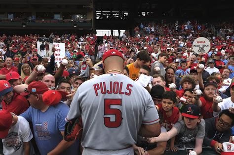 Cardinals Albert Pujols To Honor 10 Year Services Contract With Angels