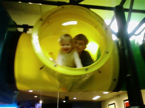 Stuck In Chuck E Cheese Evelyn And Thomas In The Tunnels Flickr