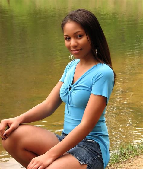 Natural And Beautiful Year Old African American Teen In An Outdoor Sexiz Pix