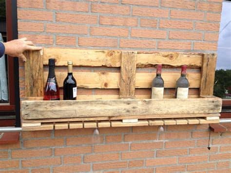 Die besten pinnwände von bau bar fliesen. Weinregal aus einer Palette mit Glashalter Anleitung zum ...