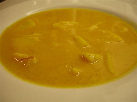 Indonesisk suppe med ferskner