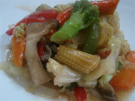 Campur semua sayuran dan dipotong sesuai selera. Semuanya di LiL dapur Siti ^_^: Resipi - Sayur Campur ...