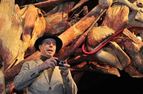 Sie hat uns bis jetzt noch nicht aus dem urlaub geantwortet. Tier-Körperwelten: Vom Riesenelefanten bis zum blutroten ...