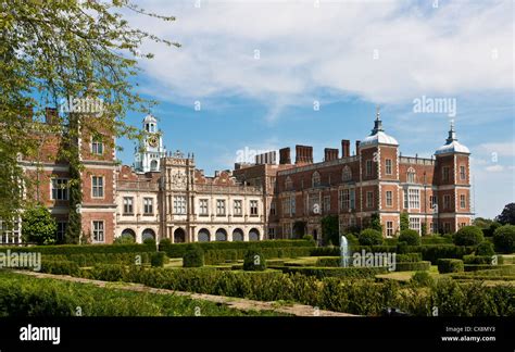 Hatfield House Hi Res Stock Photography And Images Alamy