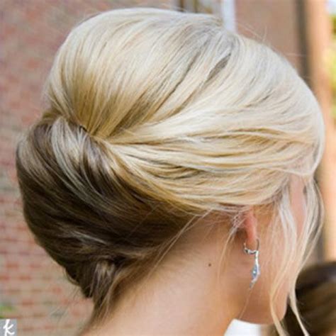 10 Hair Buns For Short Hair With Styling Tips Short Wedding Hair