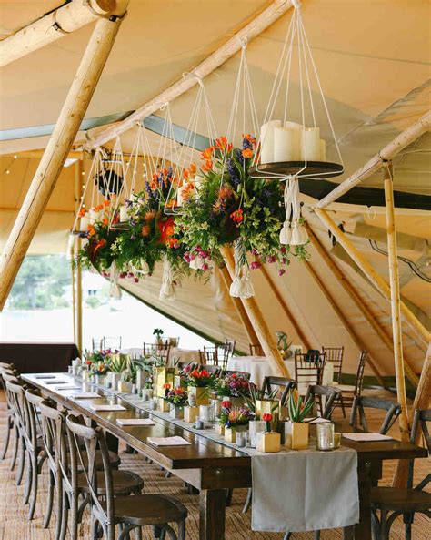 Any ideas for outdoor wedding decorations, tablecloths and centerpieces? 28 Tent Decorating Ideas That Will Upgrade Your Wedding ...