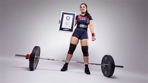 This British Woman Holds The Guinness World Record For Most Bodyweight