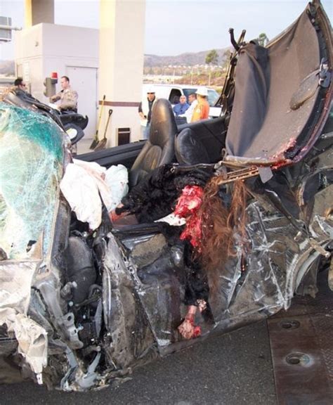 Car Crash Bodies Gore Test