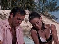 Nackte Claudine Auger In James Bond Feuerball