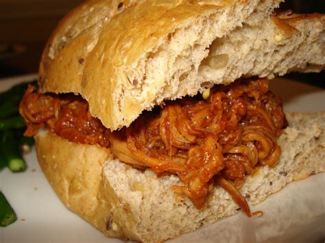 Recipeaholic Tangy Pulled Pork Sandwiches