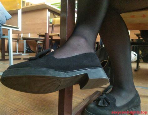 Sexycandidgirlstop Feet In Black Pantyhose Under Desk College Creepshot Item 1