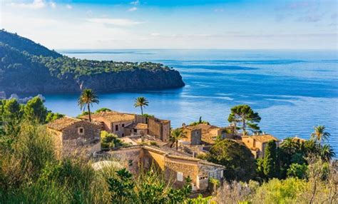 Torre del ram, ciutadella de menorca, balearic islands. The Balearic Islands with NetFerry: discover art, history ...
