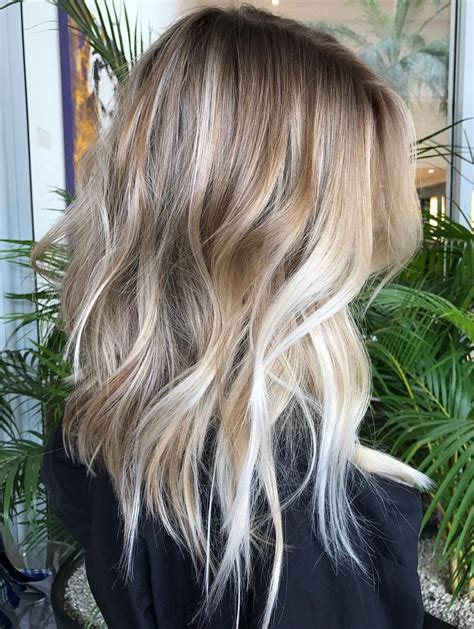 Flattering Balayage Hair Color Ideas For Medium Blonde Hair