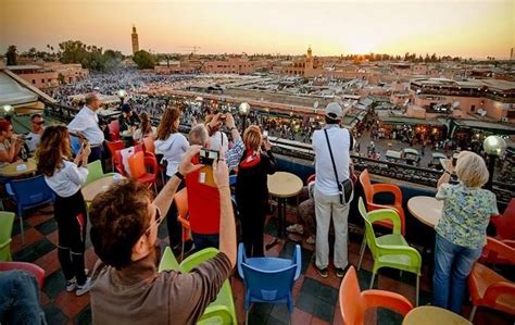 ارتفاع عدد السياح الوافدين على المغرب ومداخيل السياحة تتجاوز 8 ملايير