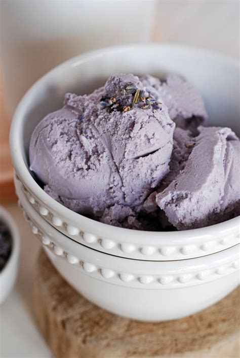 Lavender Blackberry Ice Cream The Charming Detroiter