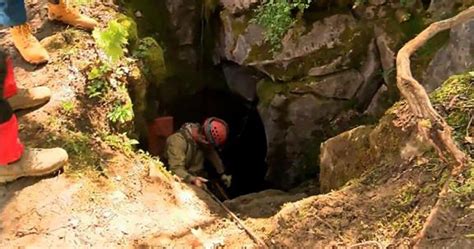 5 Men Rescued After Being Trapped In Virginia Cave National And World
