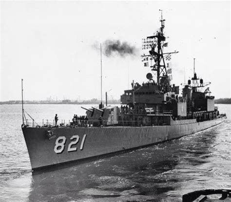 Kit by brian ice uss myles c. Destroyer Photo Index DD-821 USS JOHNSTON