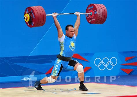 Clean & jerk the clean & jerk is the second of the two lifts (the snatch and the clean & jerk) contested in the sport of weightlifting (aka olympic weightlifting). Olympic weightlifting thread - The Student Room