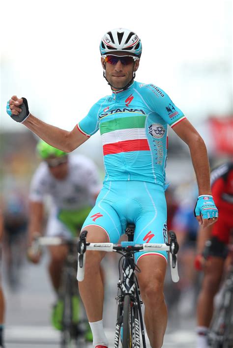 Get the whole rundown on vincenzo nibali including breaking latest news, video highlights, transfer and trade rumors, and a whole lot more. Vincenzo Nibali in Le Tour de France 2014 - Stage Two - Zimbio