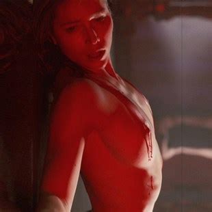 Jessica Biel Nude Scene From Powder Blue Imagedesi Com