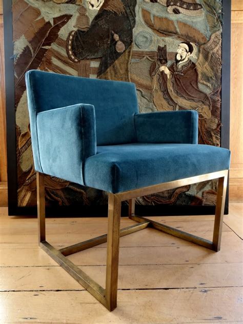 Download the perfect modern chair pictures. Modern design chairs from Switzerland from 1975 - European ...