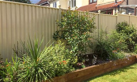 Check out our small garden fence selection for the very best in unique or custom, handmade pieces from our garden decoration shops. Low Maintenance Metal Garden Fencing | ColourFence