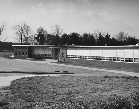 School History Navy Elementary School