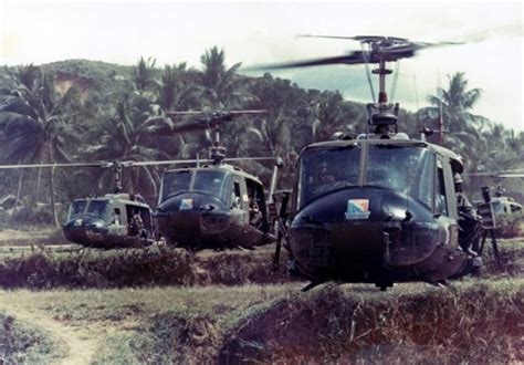 El Huey Legendario Helicoptero De La Guerra De Vietnam Foros Perú