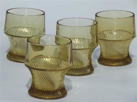 Vintage Federal Diana Amber Glass Drinking Glasses Swirled Rib Pattern