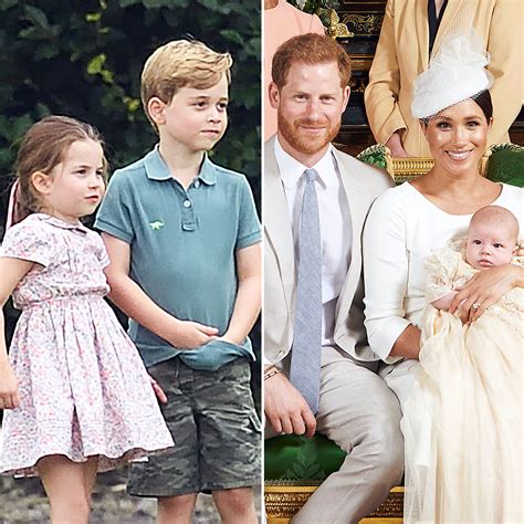 Wir wünschen ein sehr frohes weihnachtsfest und ein glückliches neues jahr. Prince George, Princes Charlotte Dote on Baby Archie