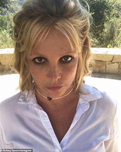 Britney Spears Posts The Same Selfie Three Times